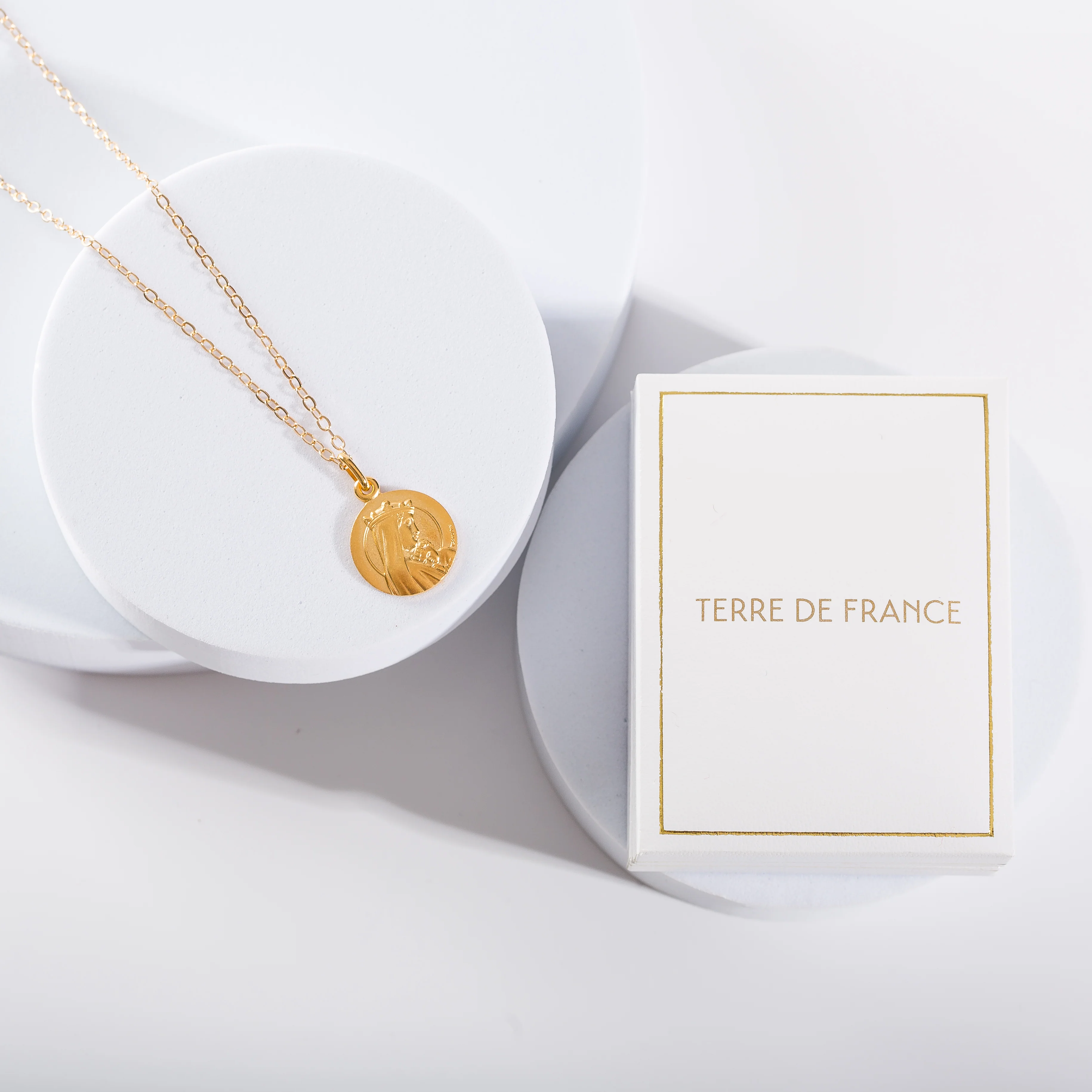 Médaille de la Vierge couronnée - Plaquée Or - Image 3