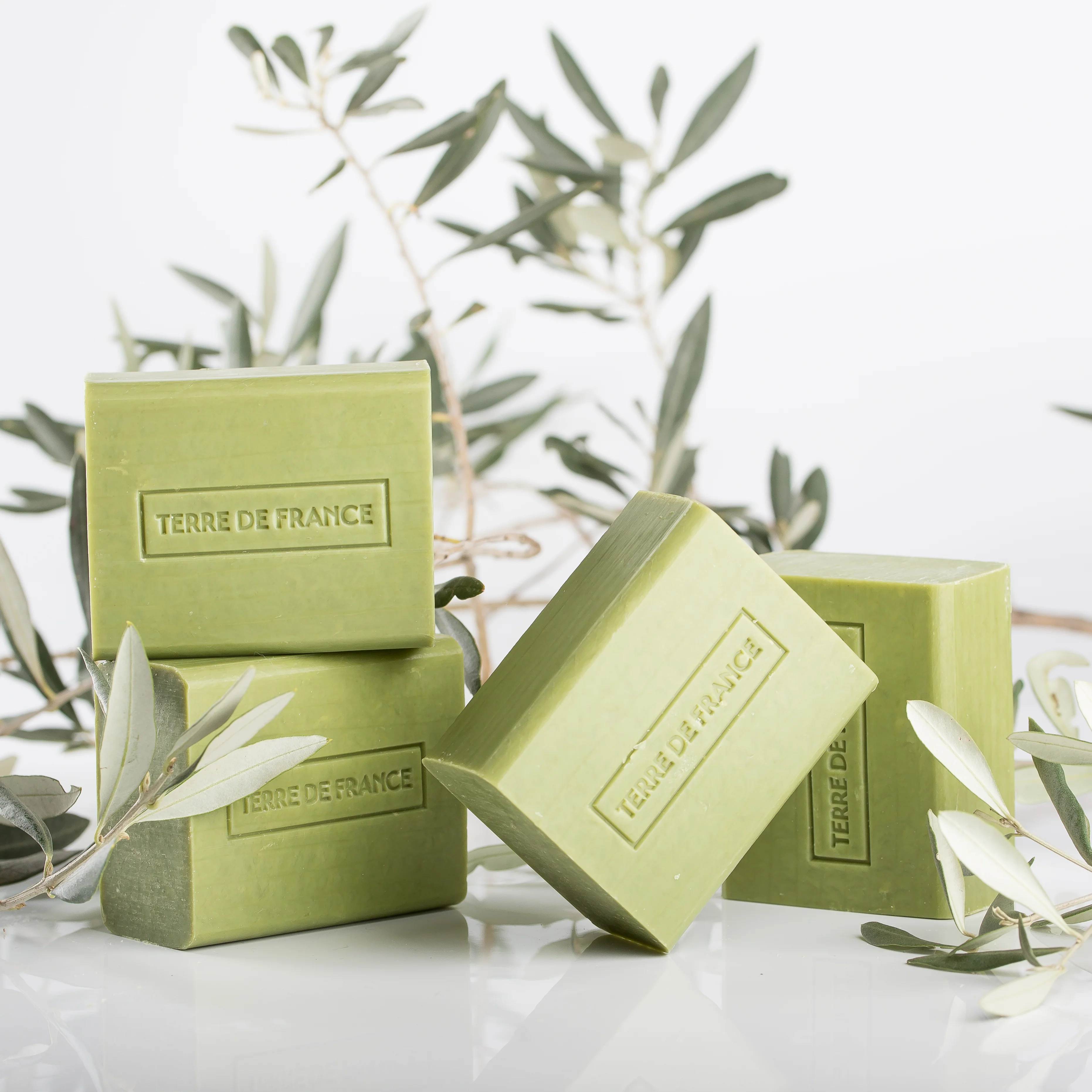 Le savon à l'huile d'olive - Lot de 4 blocs - Image 4